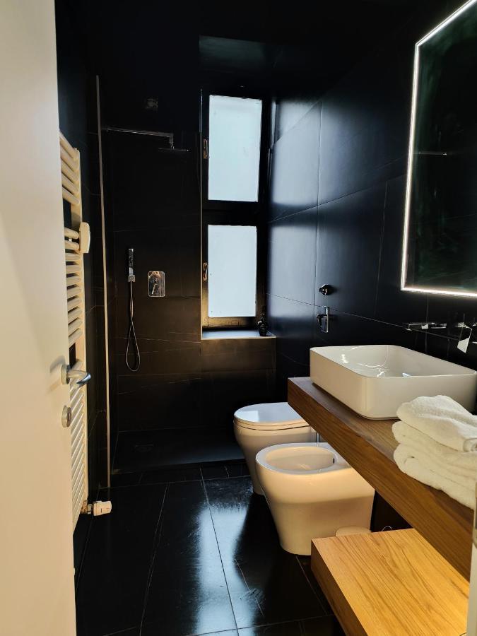 Designed Pop Apartment 2 Bedrooms, 2 Baths In Milan Center - Wifi, Ac, Steps From Subway M1 And M2, Central Station And Airport Connected ภายนอก รูปภาพ